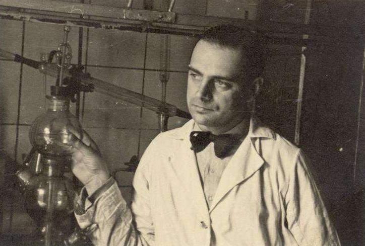 Eagle Pharmacy in Krakow: A Quiet Witness to the Ghetto