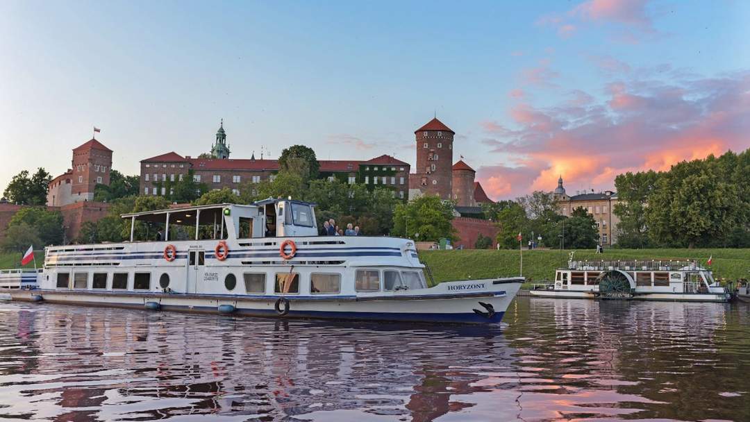 Krakow, a cruise on the Vistula River. Wawel Castle, the Vistula.