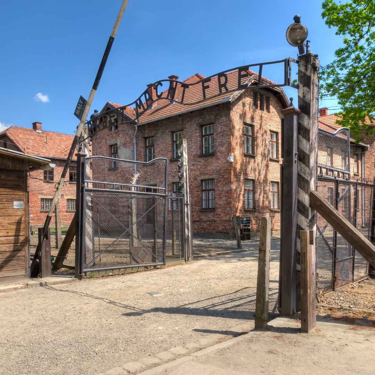 Auschwitz-Birkenau-porten.